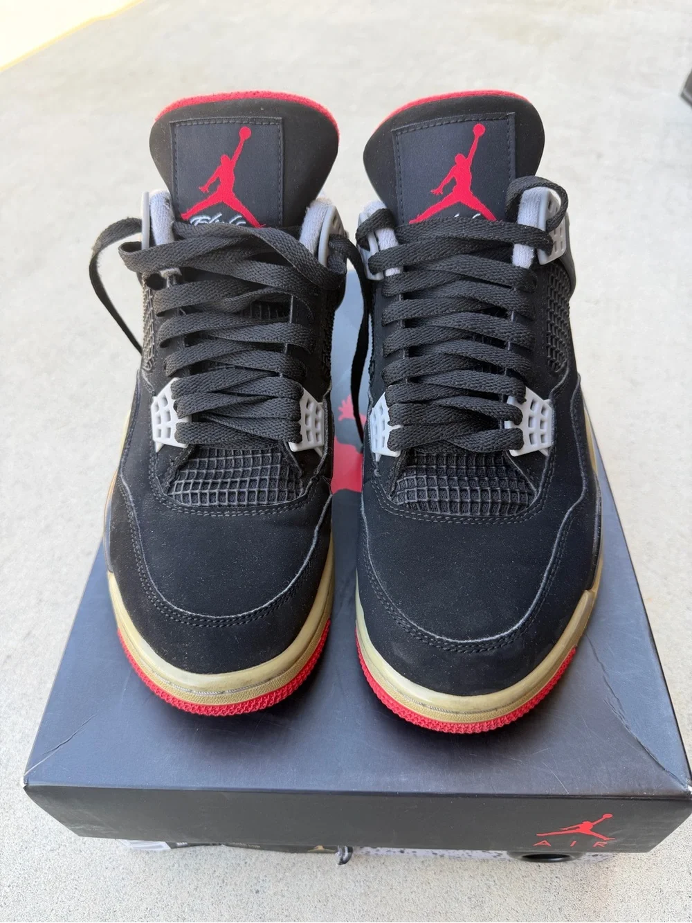 Jordan 4 Retro Bred (2019)